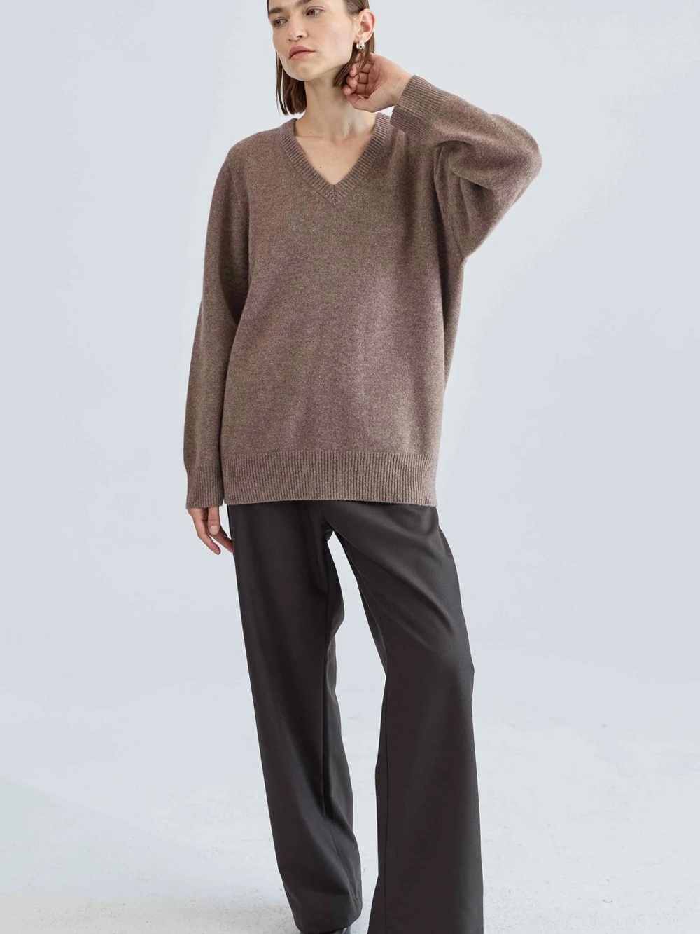 Almina Concept Medium Wool Oversized V-Neck Women's Sweater in Taupe